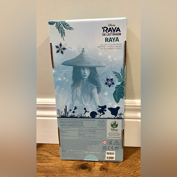 Disney Classic Doll - Raya the Last Dragon - Picture 2 of 2